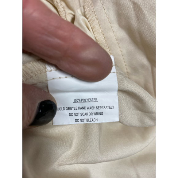 Indikah Cream Pom Pom Wrap Short Sleeve Dress Size Small NWOT - Picture 9 of 11